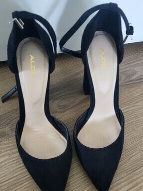 Aldo Autentic Black Suede Pointed-Toe Ankle-Strap Heels Sz 8